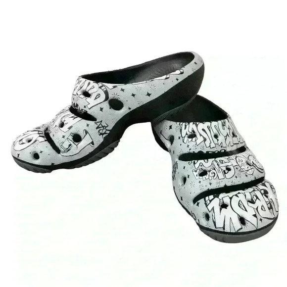 KEEN Men's Yogui Arts Clog US 13 EU 47 EUC light weight GREY graffiti - Picture 2 of 11